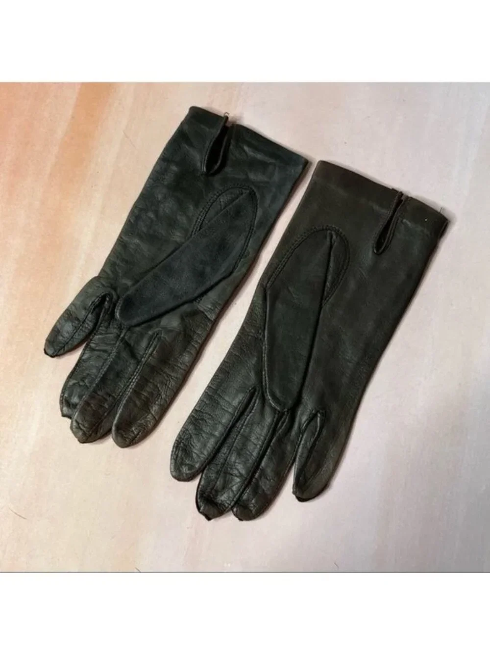 Vintage Leather Threaded Driving Gloves